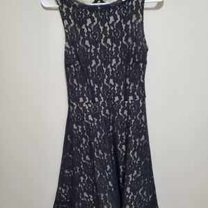Lace venus LBD